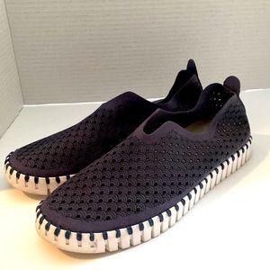 Ilse Jacobsen Hornbak Navy Blue Shoe Size 40